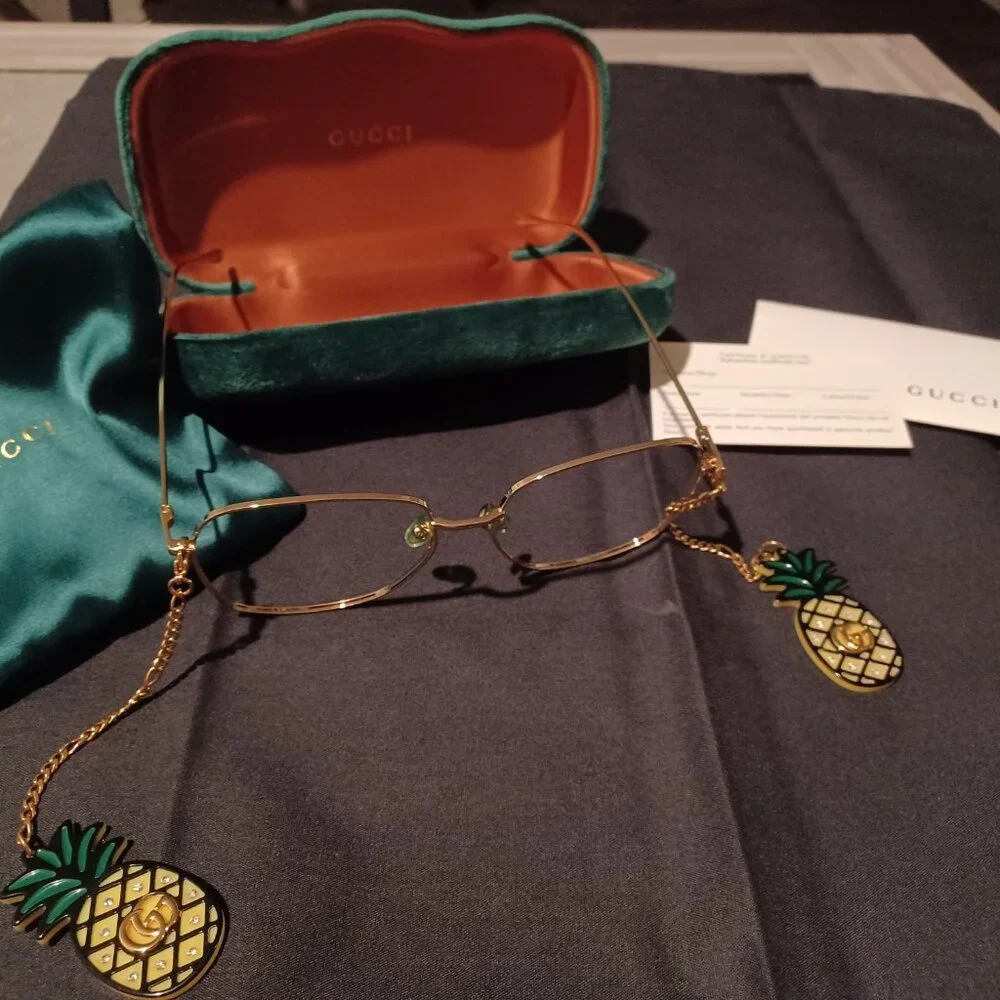 GUCCI GOLD SUNGLASS FRAME ONLY WITH CHARMS/GG1031S 001